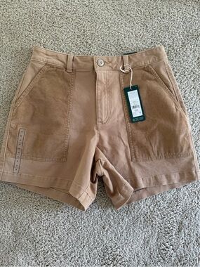 Alpine Design Women's Tan Utility Patch Shorts size 6 nwt